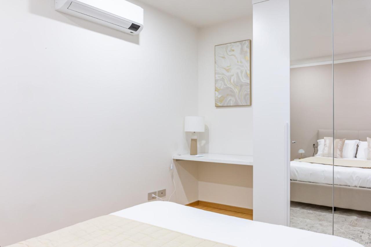 ミラノEasylife - Accogliente Bilocale In Zona Porta Veneziaアパートメント エクステリア 写真